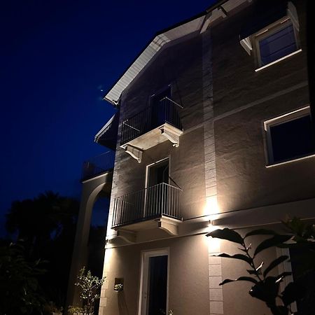 B&B Villa Antilia Busca エクステリア 写真